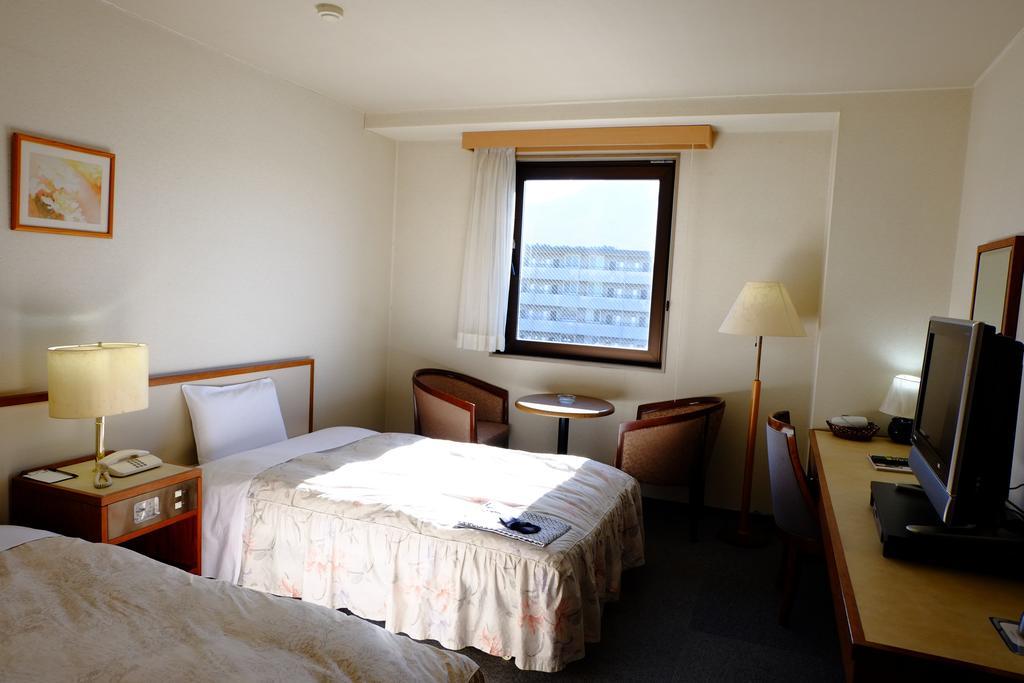 Hotel Fuyokaku Fujiyoshida Habitación foto