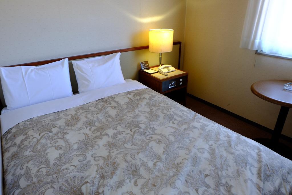 Hotel Fuyokaku Fujiyoshida Habitación foto